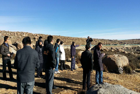 2015年4月，LHAASO項(xiàng)目踏勘現(xiàn)場(chǎng)